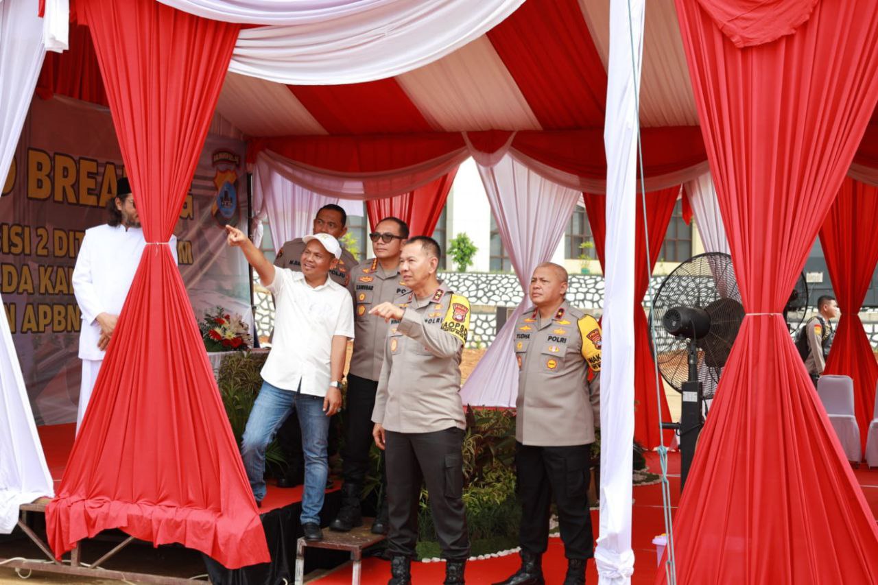 GROUND BREAKING / PEMANCANGAN TIANG PERTAMA PEMBANGUNAN GEDUNG PRESISI 2 DI MAPOLDA KALSEL BANJARBARU