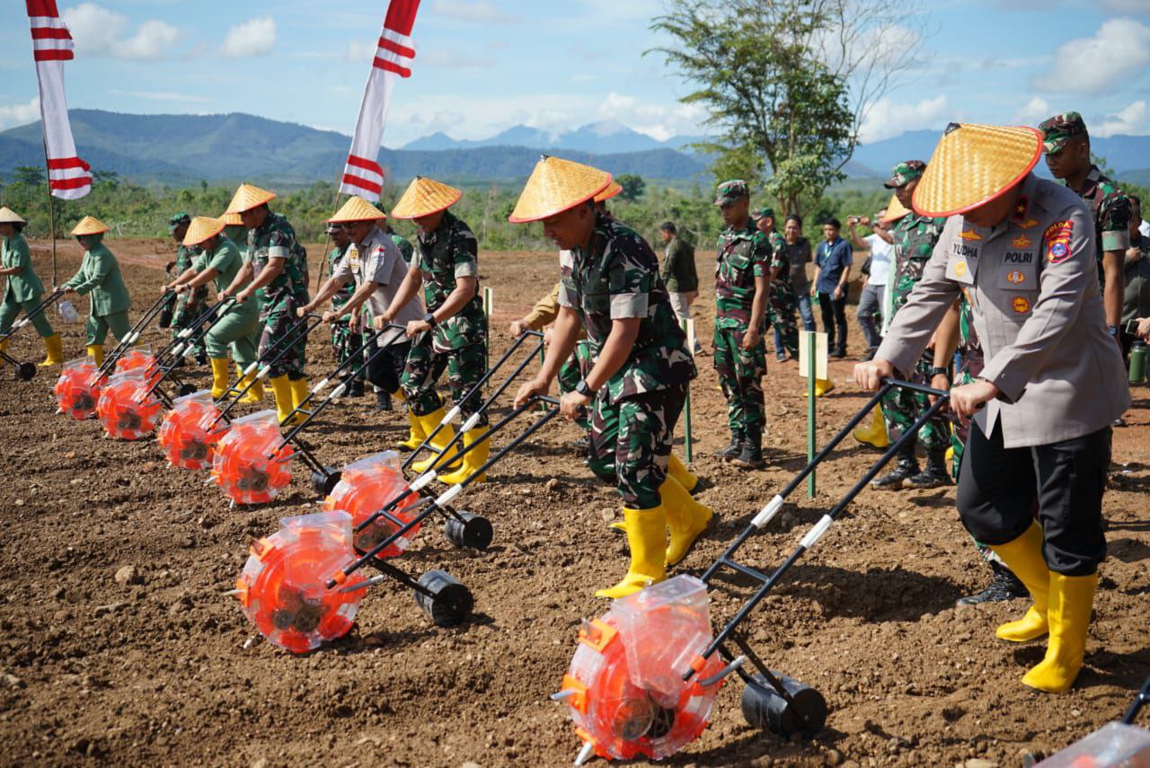 KICK OFF KETAHANAN PANGAN TERPADU KODIM 1006/BANJAR, 101/ANTASARI OLEH KEPALA STAF ANGKATAN DARAT